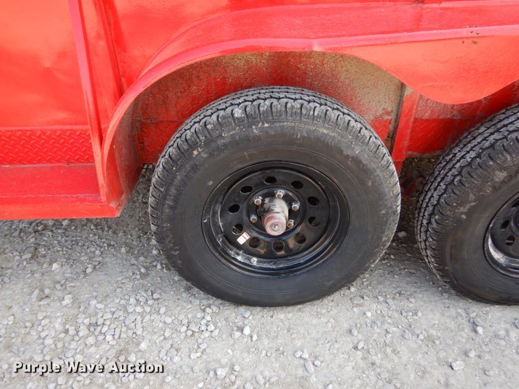 image for item IL9479 1992 Maxwell  livestock trailer