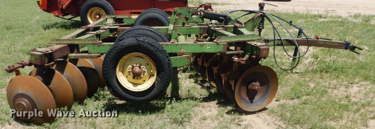 image for item IP9513 John Deere  disk