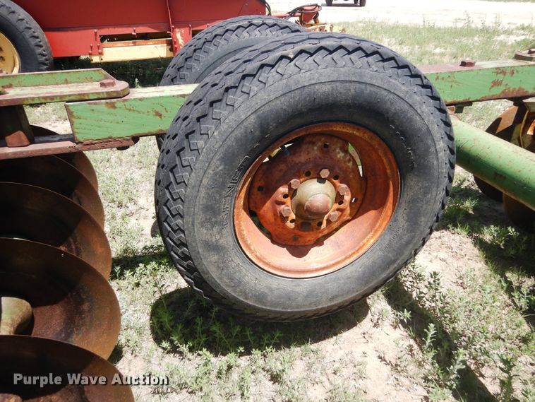 image for item IP9513 John Deere  disk