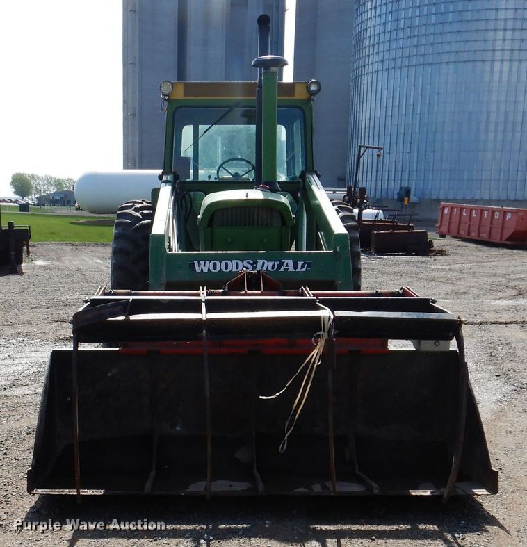 image for item IQ9535 John Deere 4320  tractor