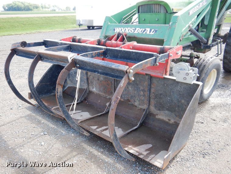 image for item IQ9535 John Deere 4320  tractor