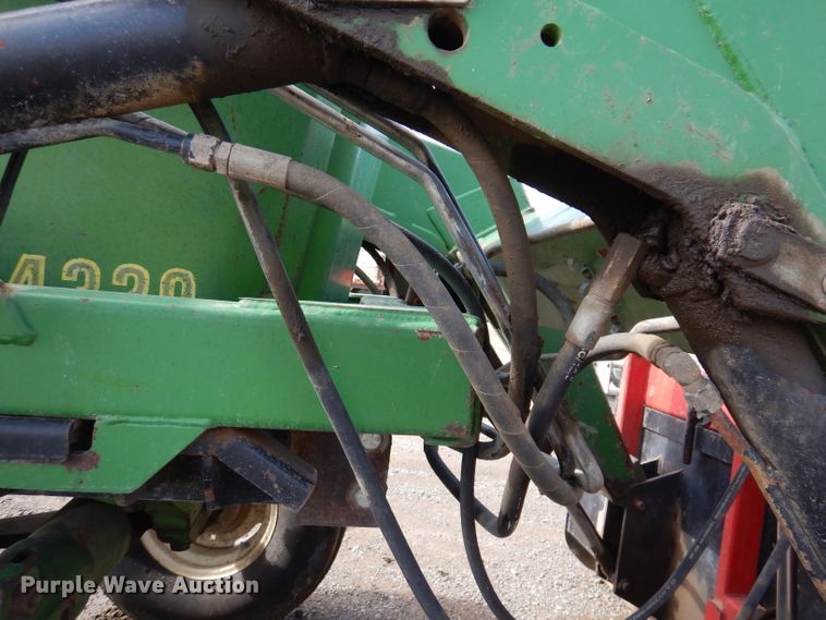 image for item IQ9535 John Deere 4320  tractor