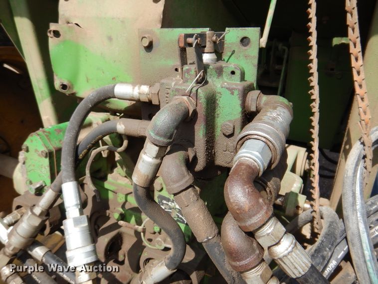 image for item IQ9535 John Deere 4320  tractor