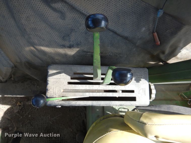 image for item IQ9535 John Deere 4320  tractor