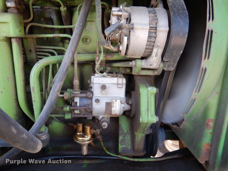 image for item IQ9535 John Deere 4320  tractor