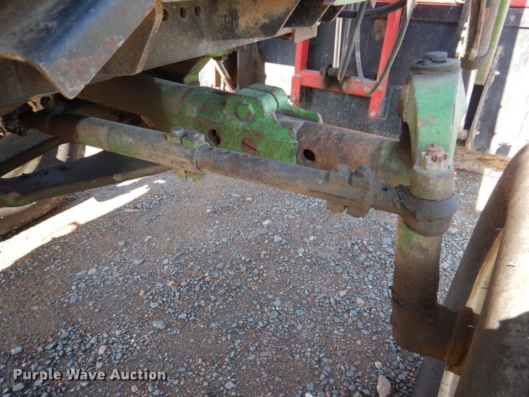 image for item IQ9535 John Deere 4320  tractor