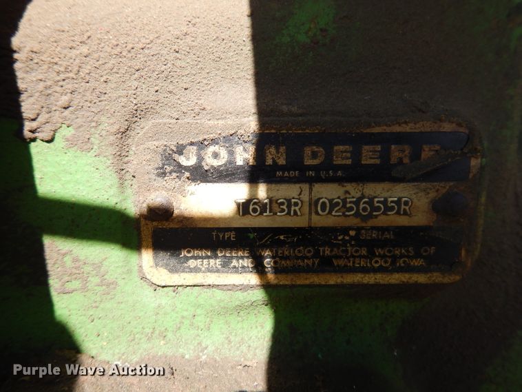 image for item IQ9535 John Deere 4320  tractor