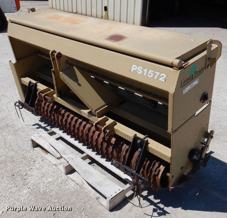 image for item IQ9561 Land Pride PS1572  seeder