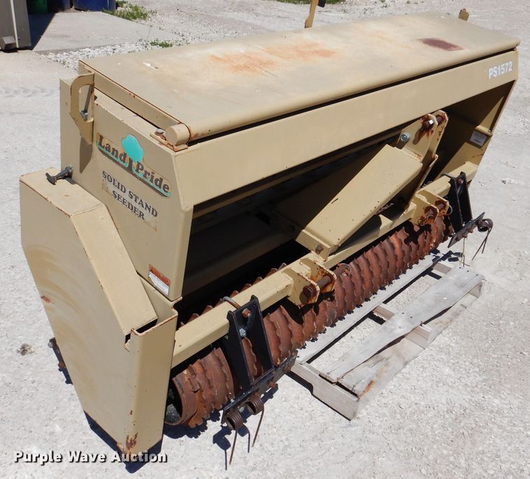 image for item IQ9561 Land Pride PS1572  seeder