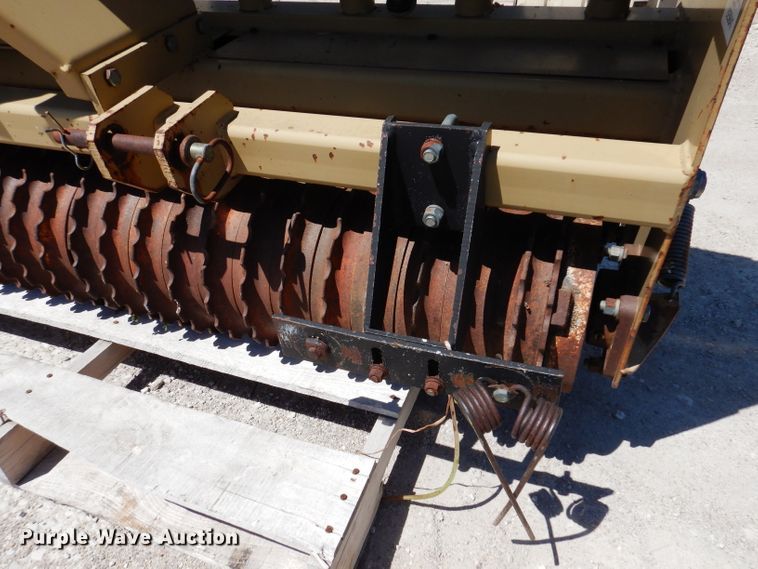 image for item IQ9561 Land Pride PS1572  seeder