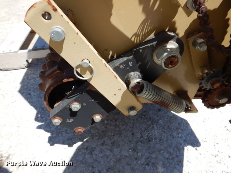 image for item IQ9561 Land Pride PS1572  seeder