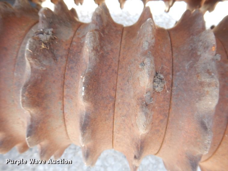 image for item IQ9561 Land Pride PS1572  seeder