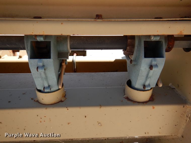 image for item IQ9561 Land Pride PS1572  seeder