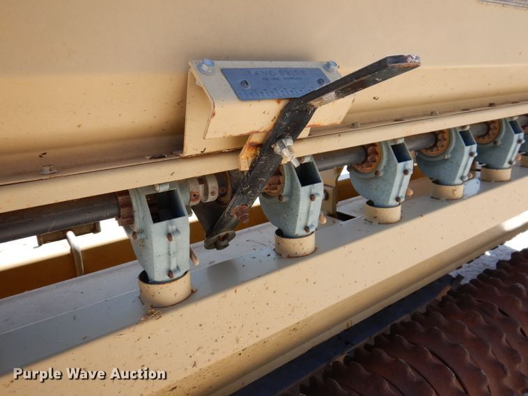 image for item IQ9561 Land Pride PS1572  seeder