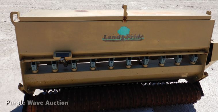 image for item IQ9561 Land Pride PS1572  seeder