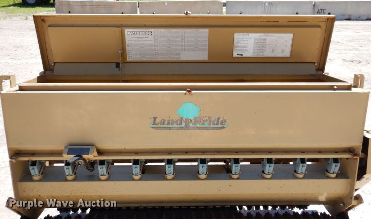 image for item IQ9561 Land Pride PS1572  seeder