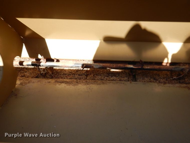 image for item IQ9561 Land Pride PS1572  seeder