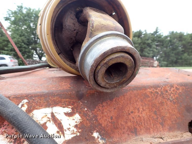 image for item IV9329 BMB  batwing mower