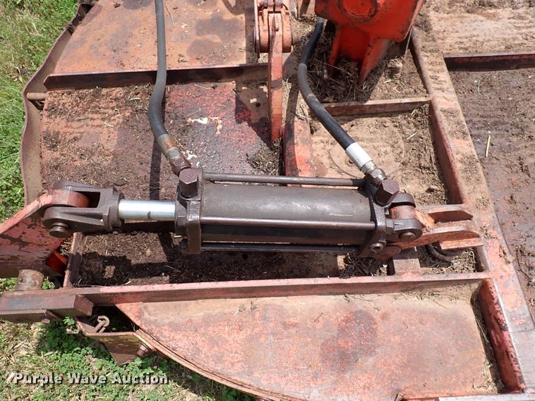 image for item IV9329 BMB  batwing mower