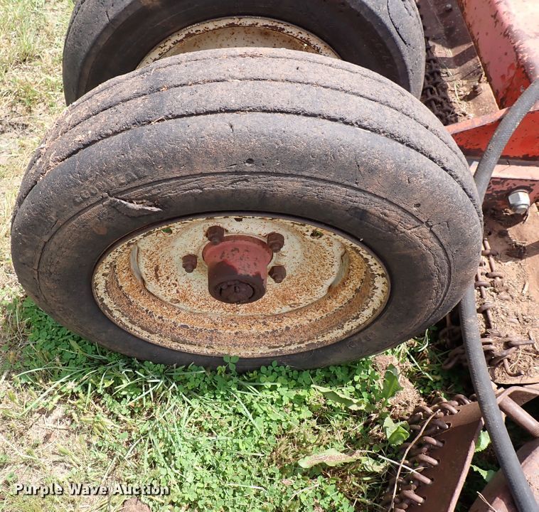 image for item IV9329 BMB  batwing mower