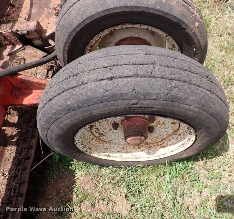 image for item IV9329 BMB  batwing mower