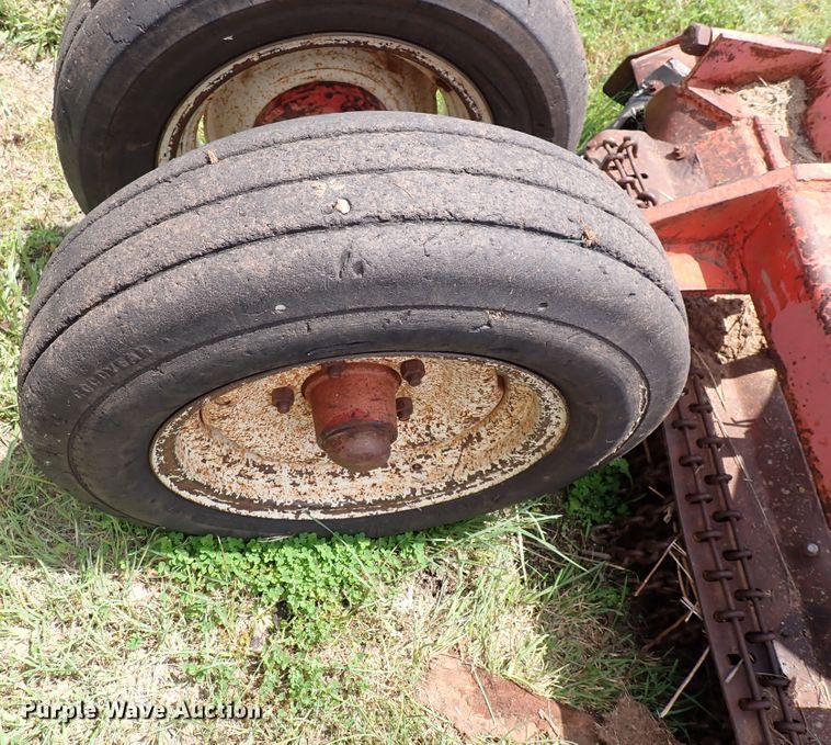 image for item IV9329 BMB  batwing mower