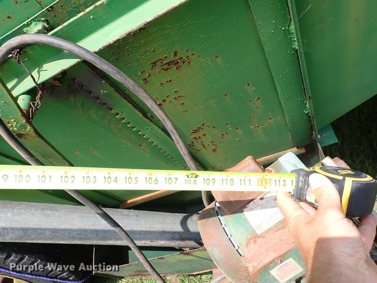 image for item IV9330 Huskee  gravity wagon