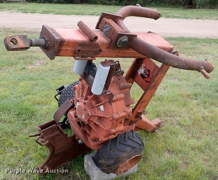 image for item IV9333 Ditch Witch  vibratory plow