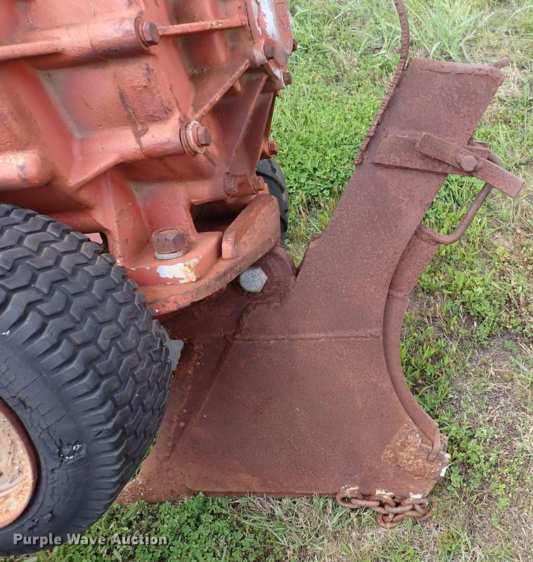 image for item IV9333 Ditch Witch  vibratory plow