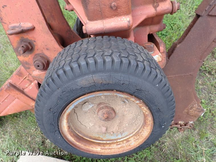 image for item IV9333 Ditch Witch  vibratory plow