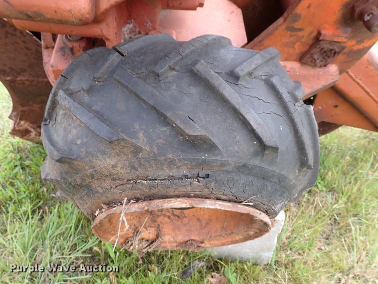 image for item IV9333 Ditch Witch  vibratory plow