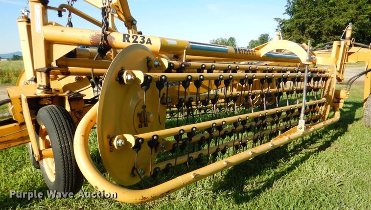 image for item IY9483 Vermeer R23A  hay rake