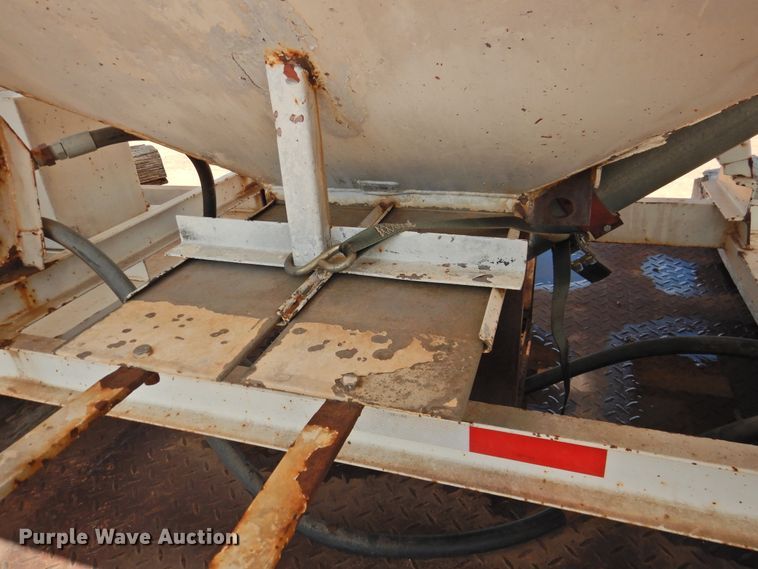 image for item JX9923 Tyler M10S  seed tender