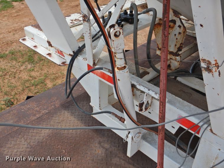 image for item JX9923 Tyler M10S  seed tender