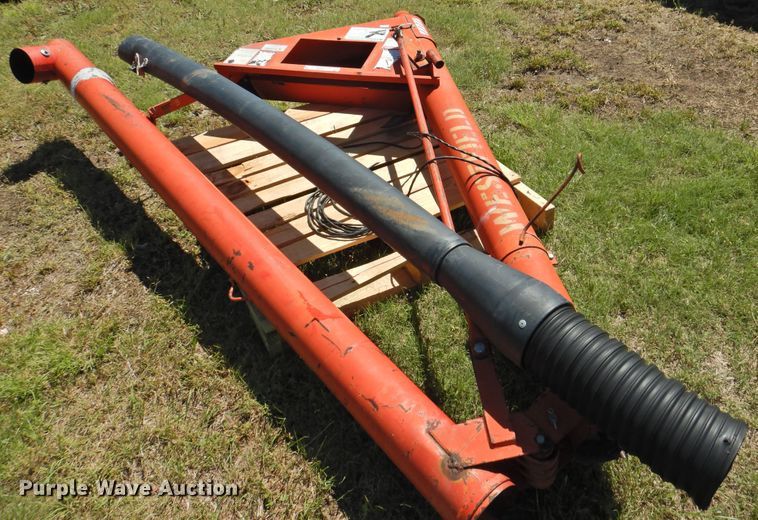 image for item JX9946 Westfield DF614  drill fill auger