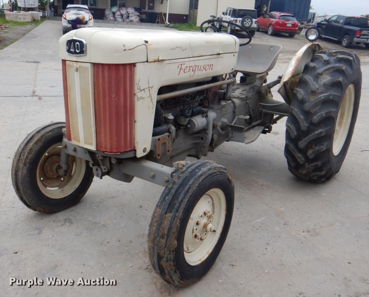 image for item JY9947 Ferguson F40  tractor