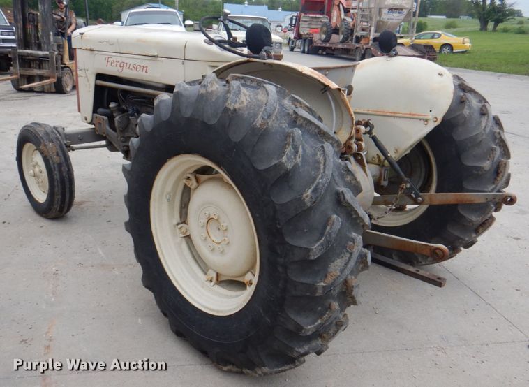 image for item JY9947 Ferguson F40  tractor