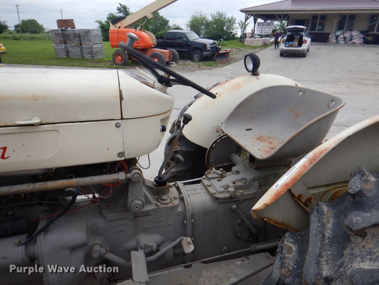 image for item JY9947 Ferguson F40  tractor