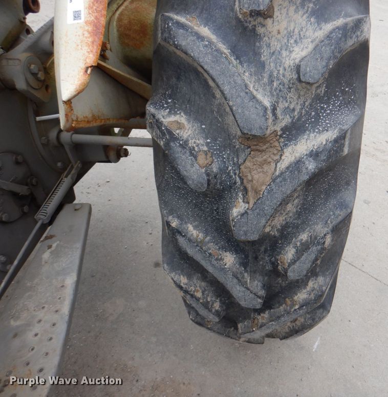 image for item JY9947 Ferguson F40  tractor