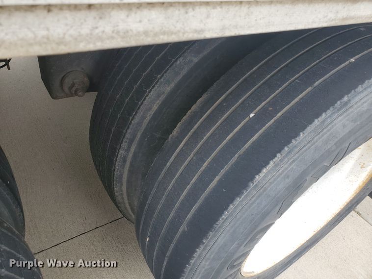 image for item DI5168 2000 Wabash  dry van trailer