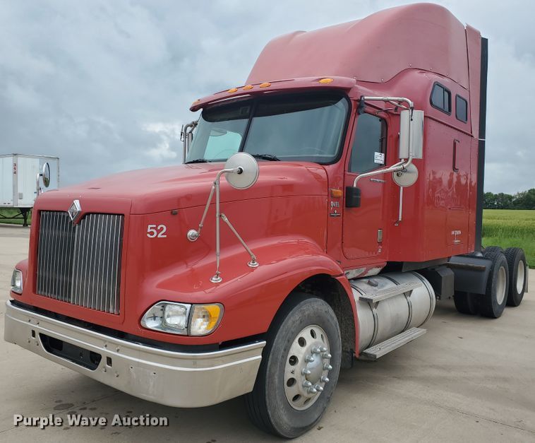 image for item DI5169 2007 International 9400i  semi truck