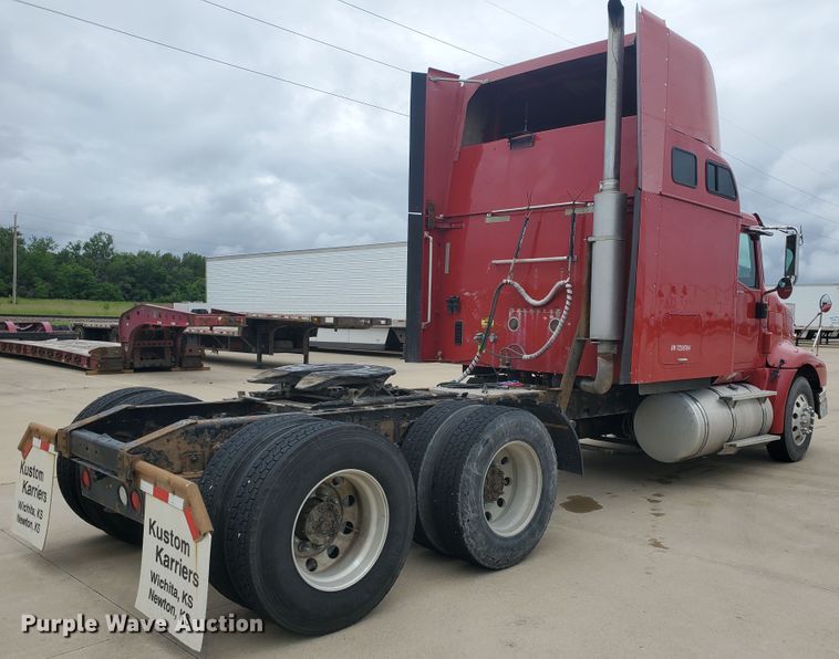 image for item DI5169 2007 International 9400i  semi truck