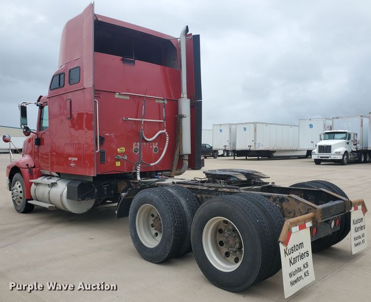 image for item DI5169 2007 International 9400i  semi truck