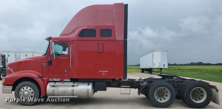 image for item DI5169 2007 International 9400i  semi truck