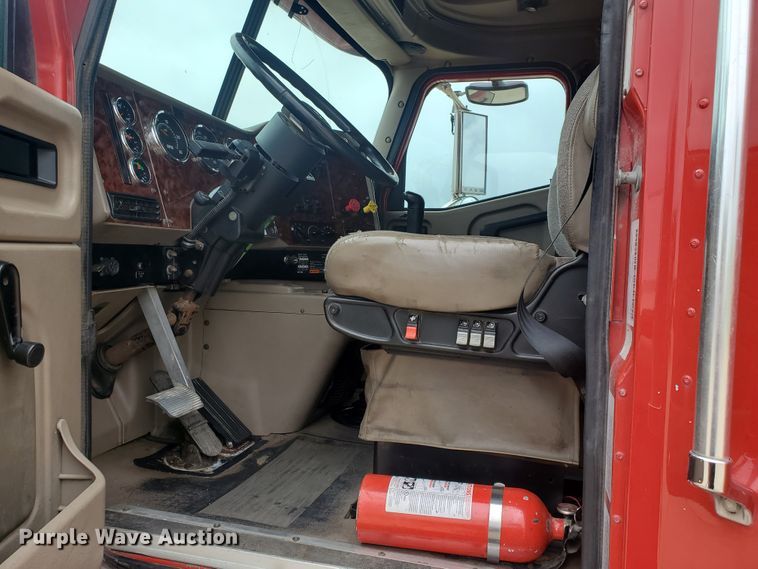 image for item DI5169 2007 International 9400i  semi truck