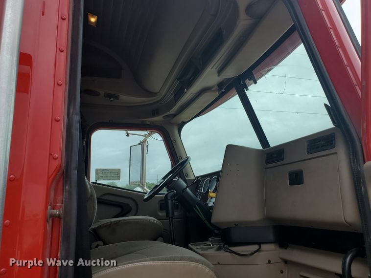 image for item DI5169 2007 International 9400i  semi truck