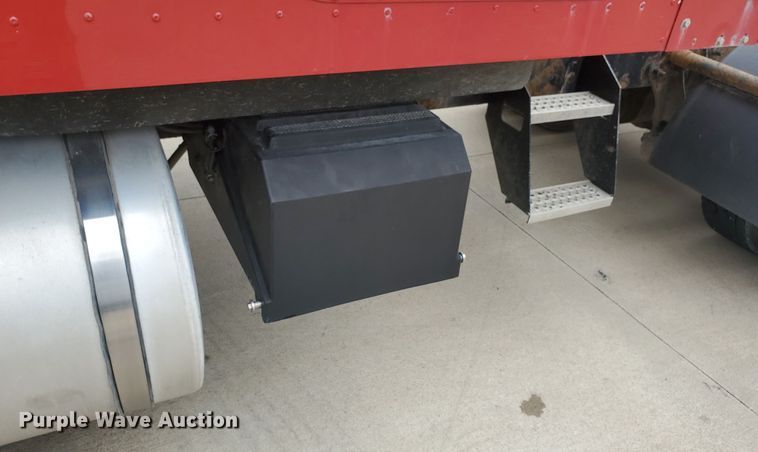 image for item DI5169 2007 International 9400i  semi truck