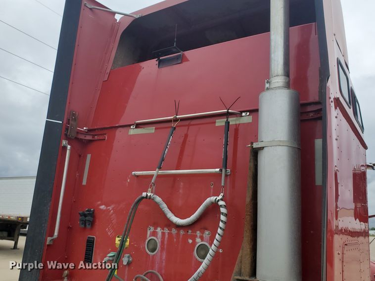 image for item DI5169 2007 International 9400i  semi truck