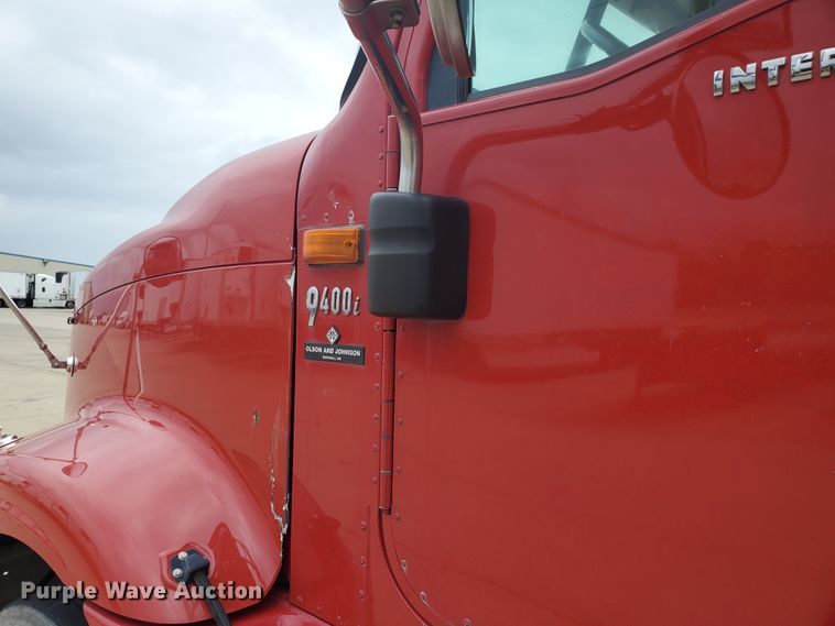 image for item DI5169 2007 International 9400i  semi truck