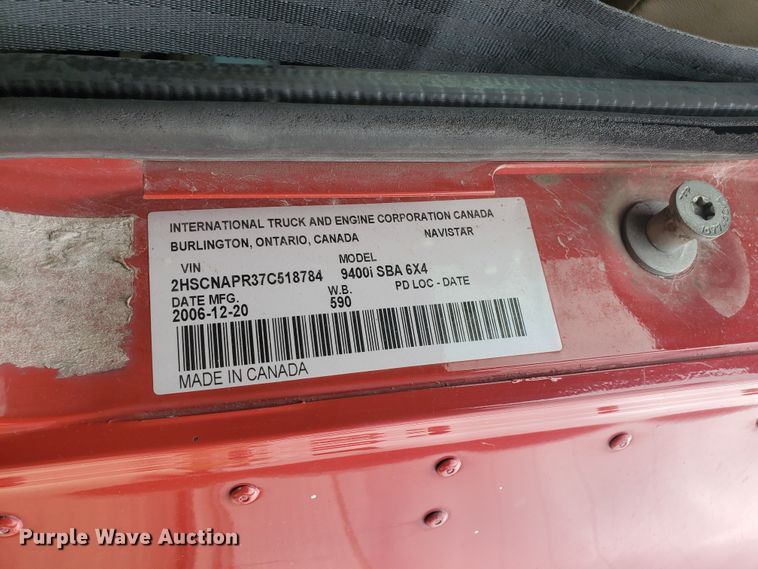 image for item DI5169 2007 International 9400i  semi truck